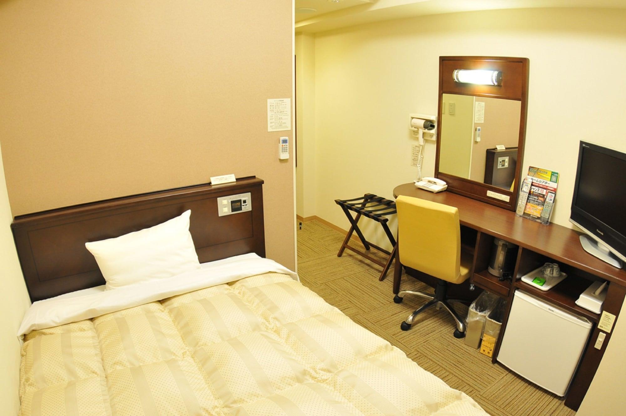 Hotel Route-Inn Utsunomiya Miyukicho -Kokudou4Gou- Εξωτερικό φωτογραφία